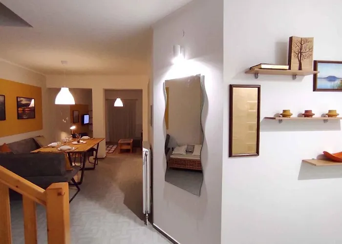 In 35176 Balatonfenyves