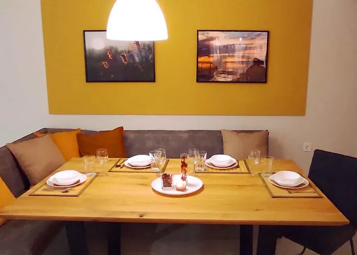 In 35176 * Balatonfenyves